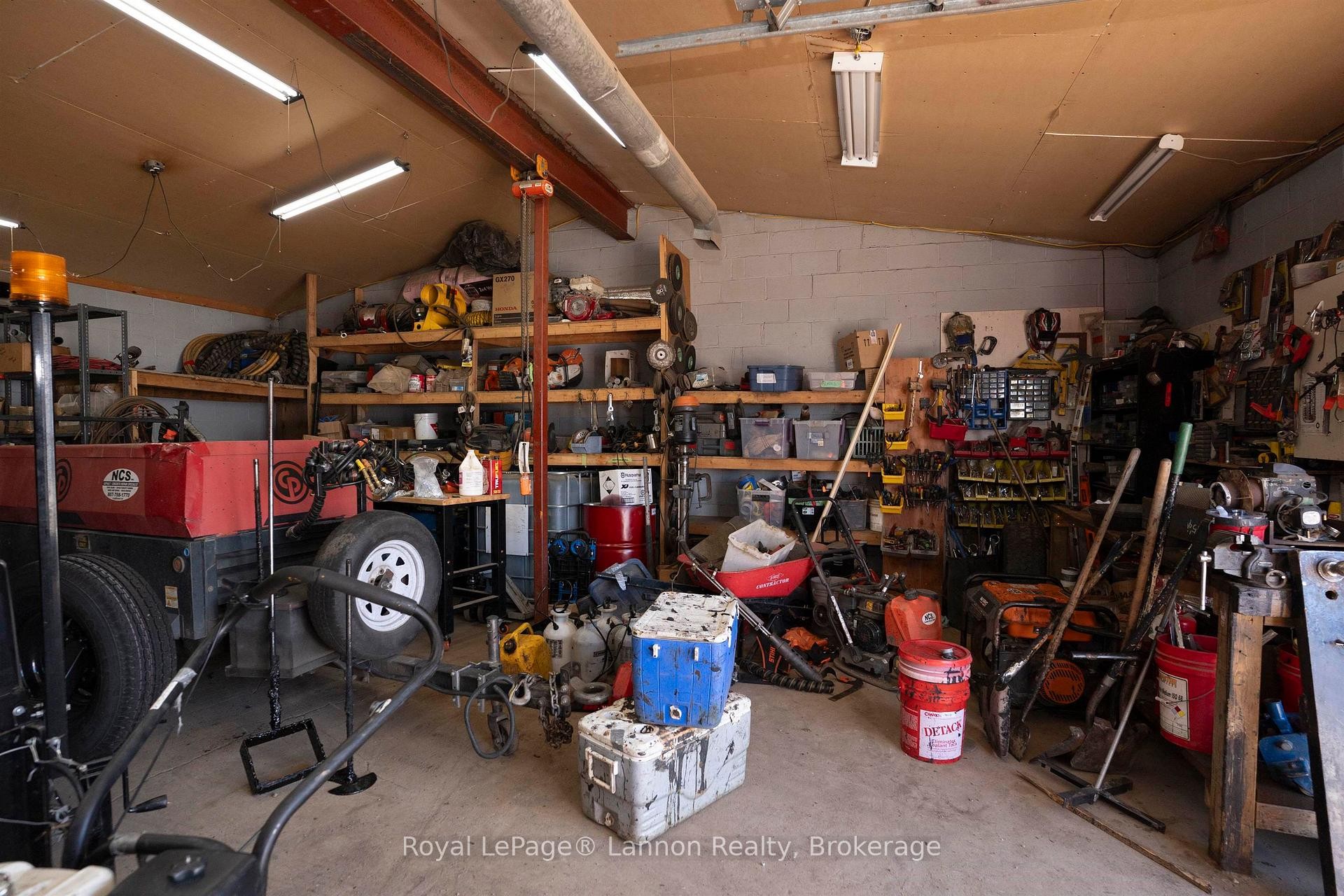 841 & 851 Field St, Thunder Bay, ON