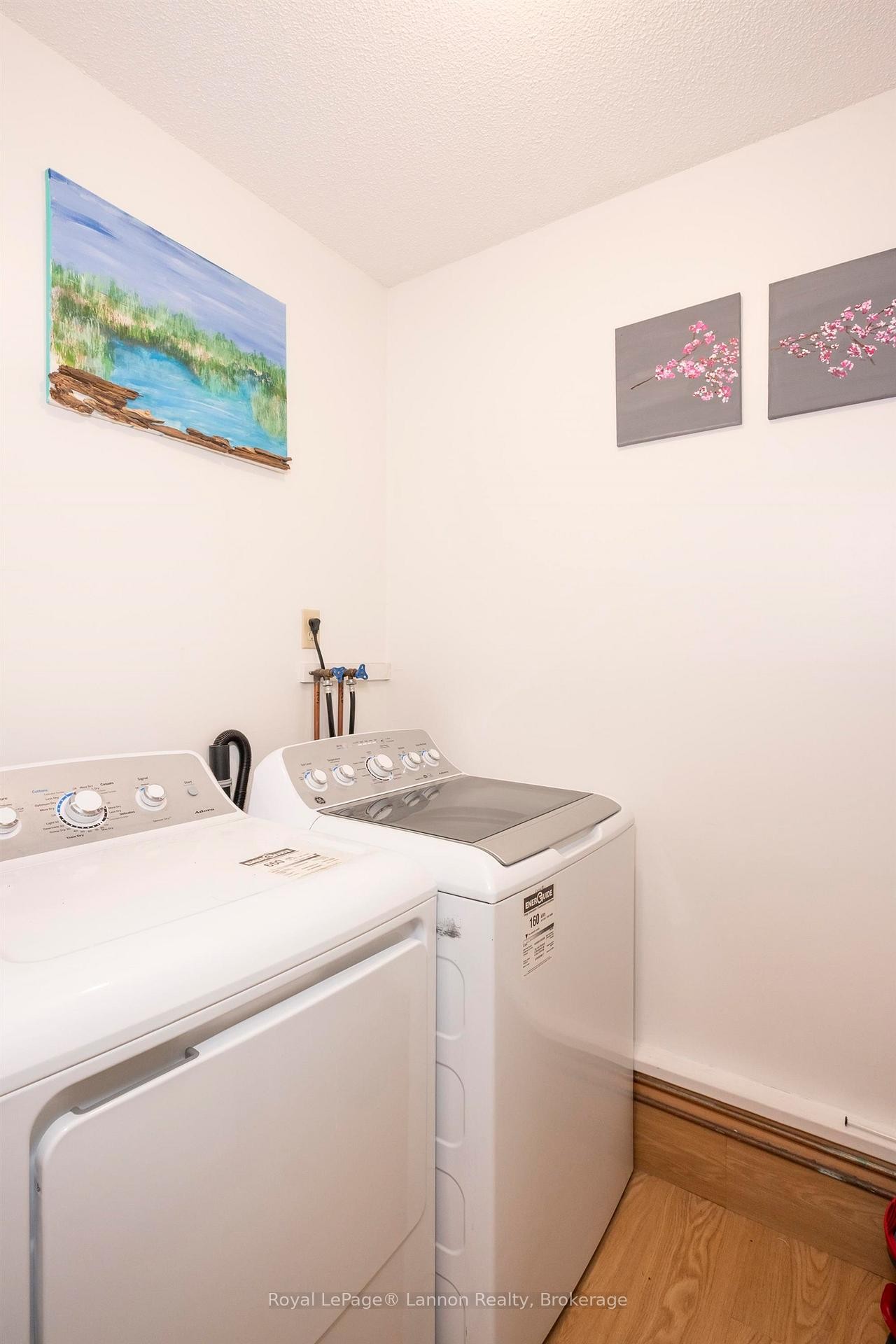 80 Peter Street, Thunder Bay, ON