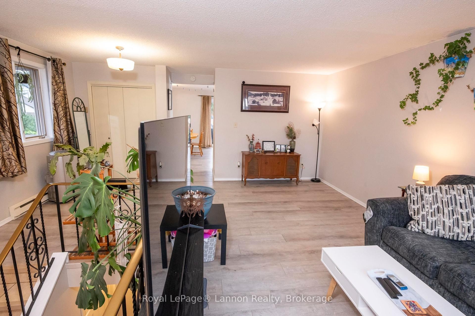 80 Peter Street, Thunder Bay, ON