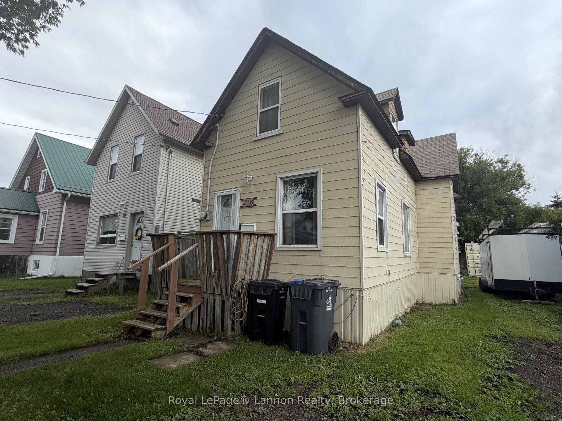216 Mcintyre Street, Thunder Bay, ON