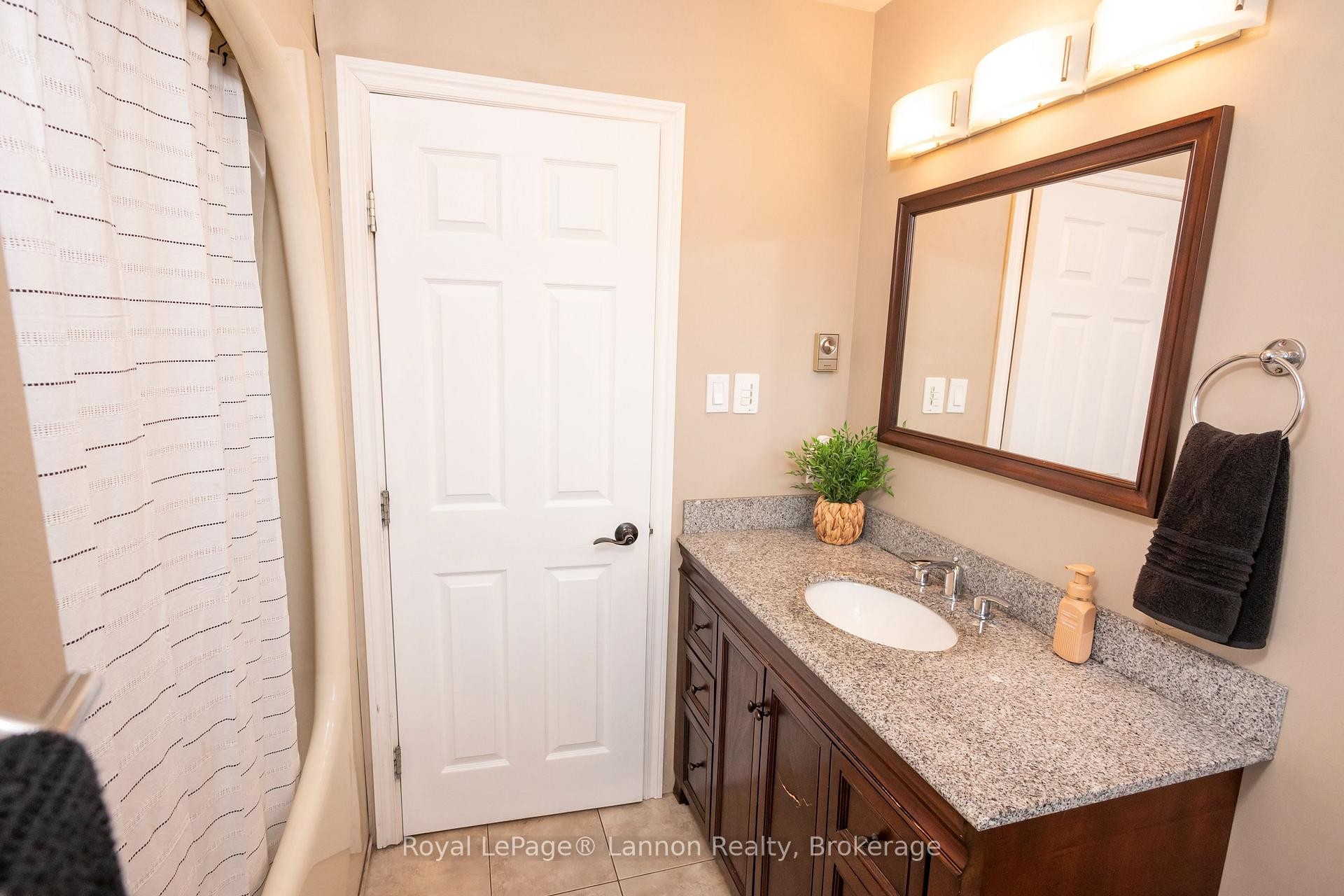 2020 Mountain Road, Thunder Bay, ON