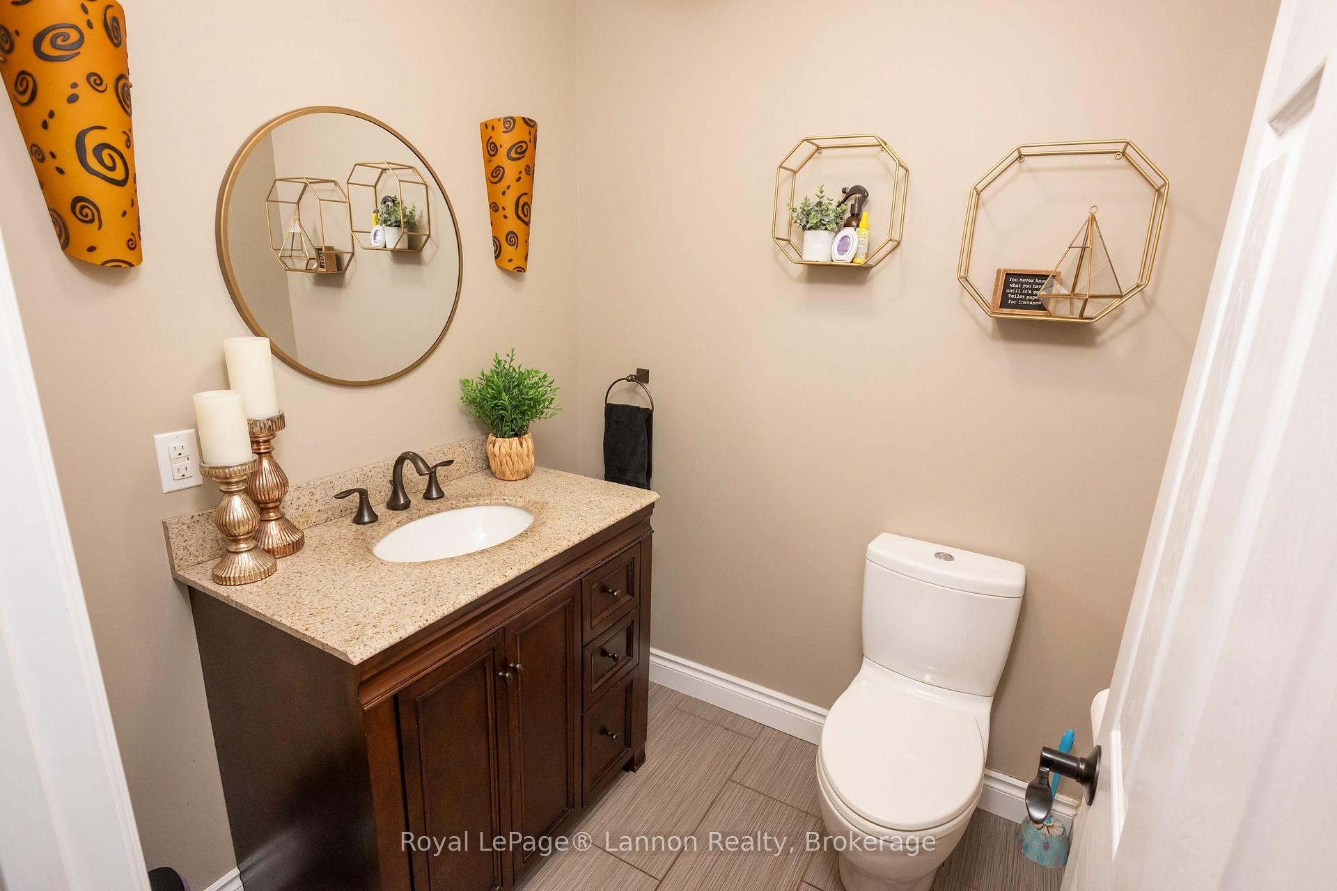 2020 Mountain Road, Thunder Bay, ON