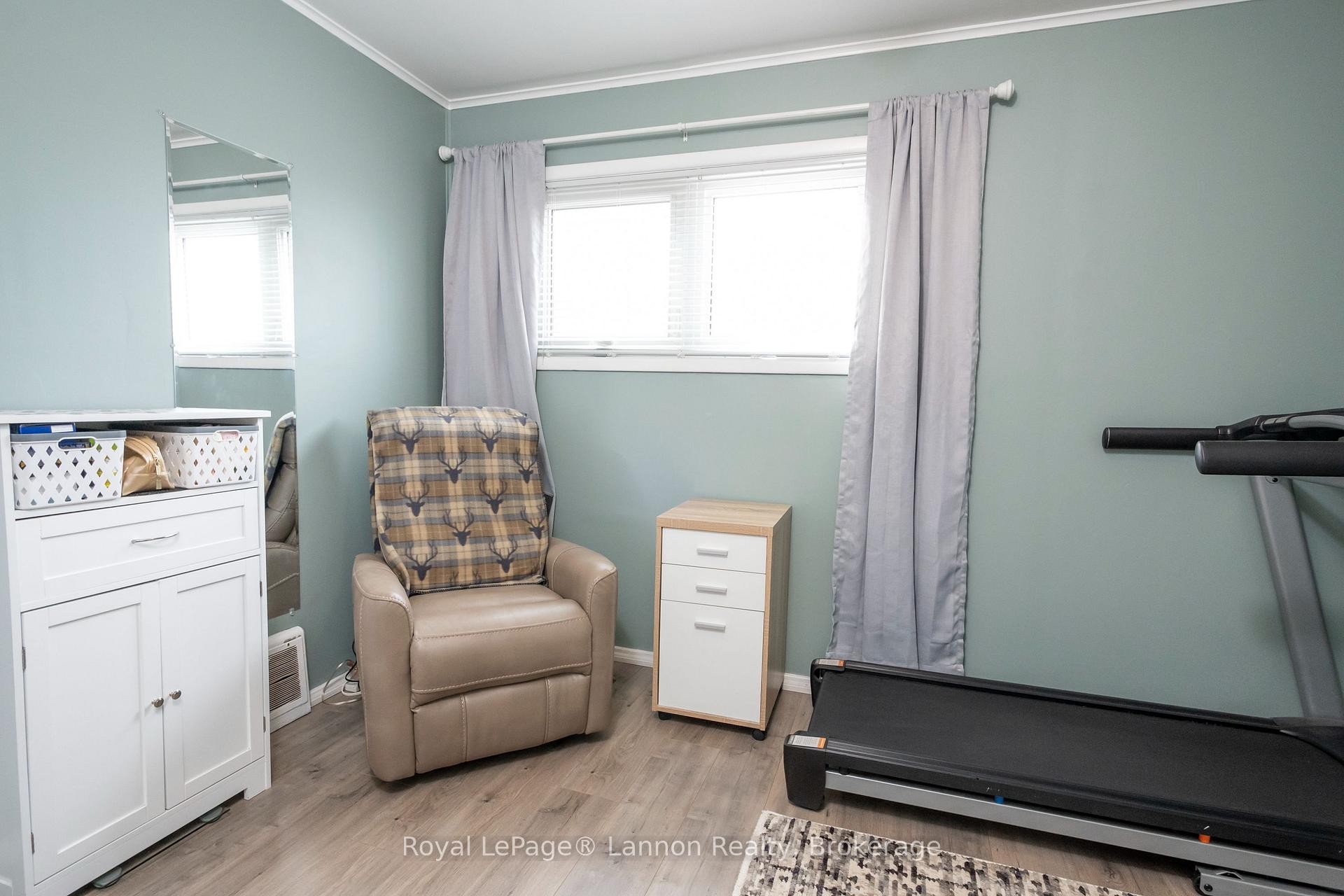 859 Syndicate Avenue N, Thunder Bay, ON