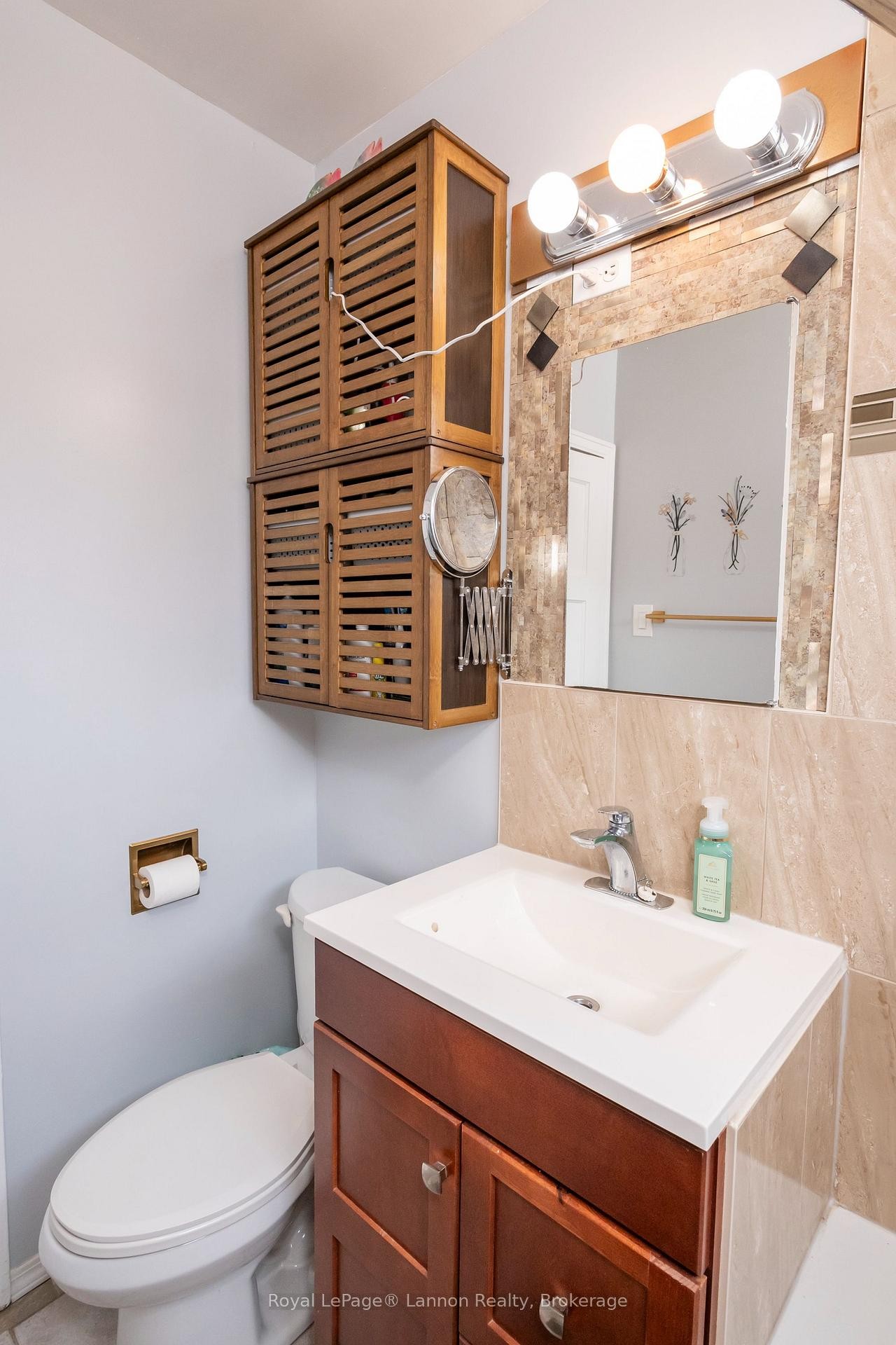 859 Syndicate Avenue N, Thunder Bay, ON