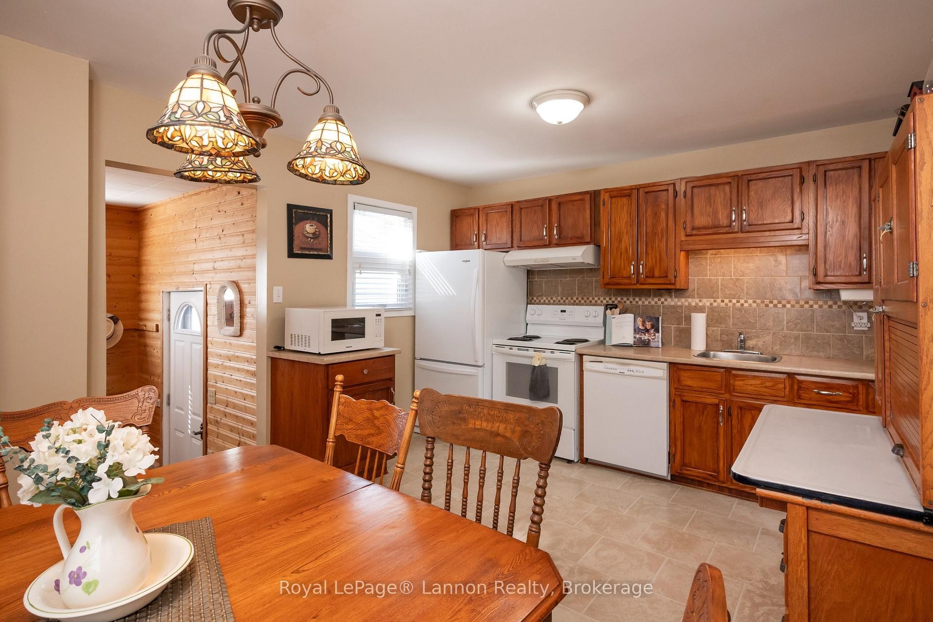234 Christina Street E, Thunder Bay, ON