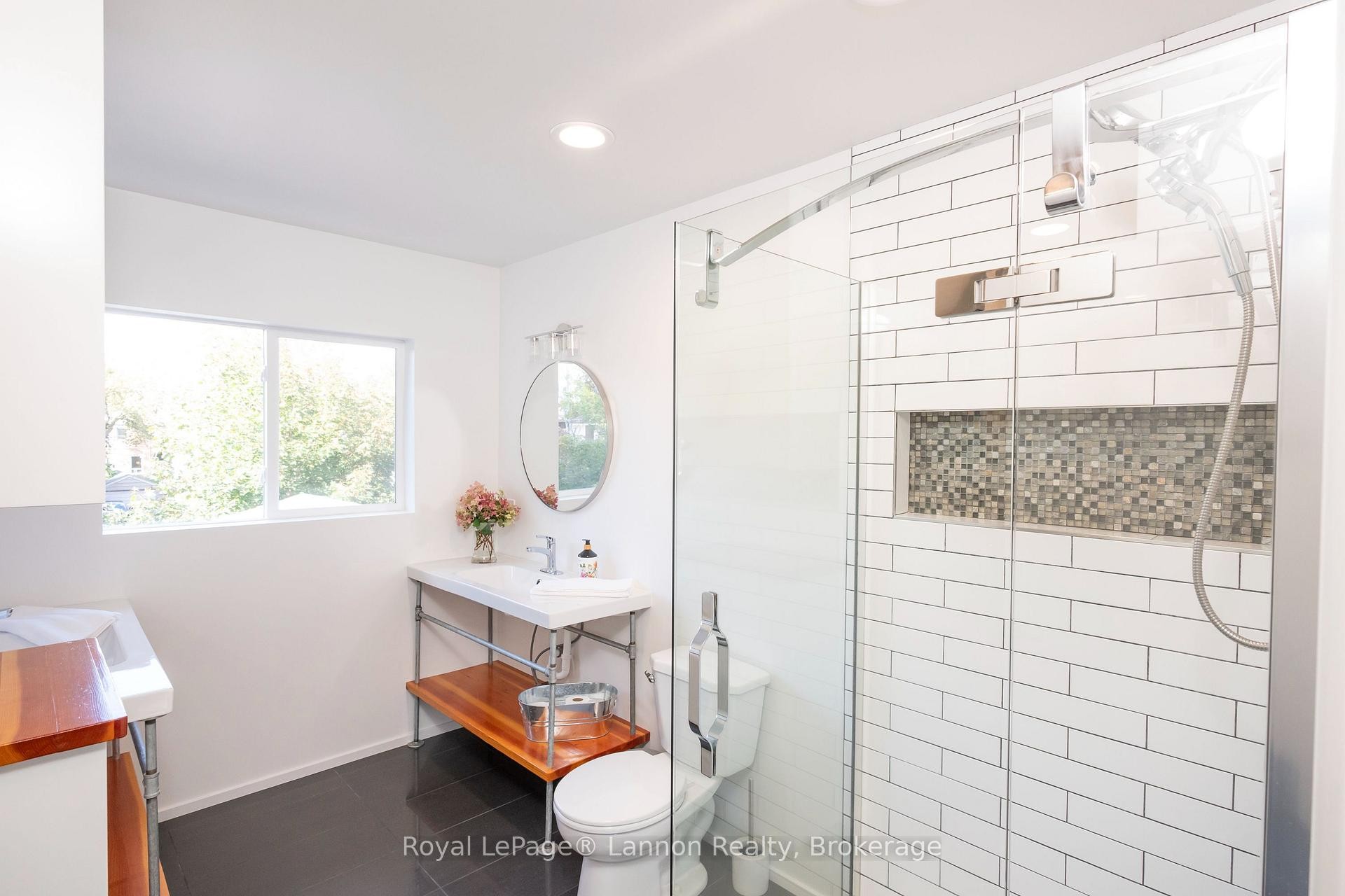 1414 Mcgregor Avenue, Thunder Bay, ON