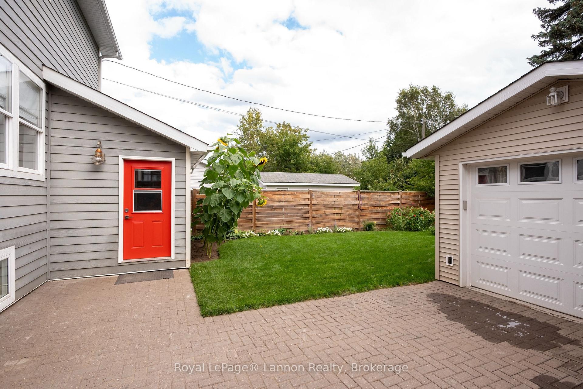 1414 Mcgregor Avenue, Thunder Bay, ON