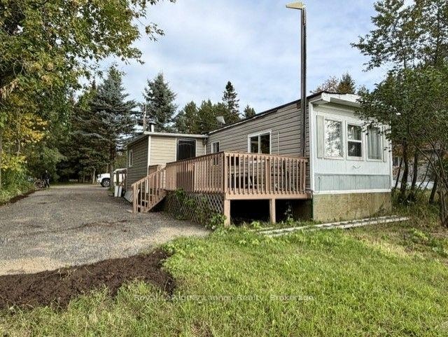 7 Sarawak Drive, Thunder Bay, ON