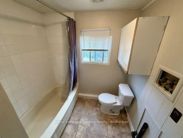 7 Sarawak Drive, Thunder Bay, ON