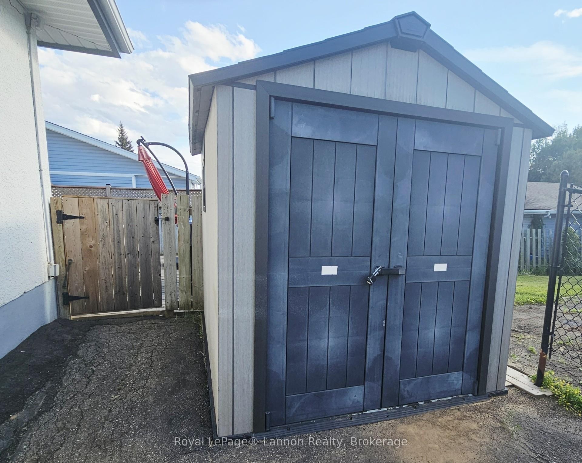 295 Cowan Street, Thunder Bay, ON