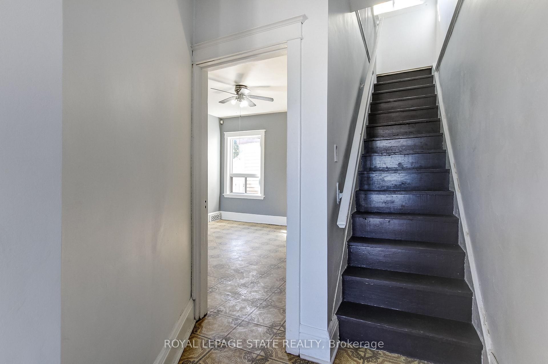 69 Gage Avenue N, Hamilton, ON