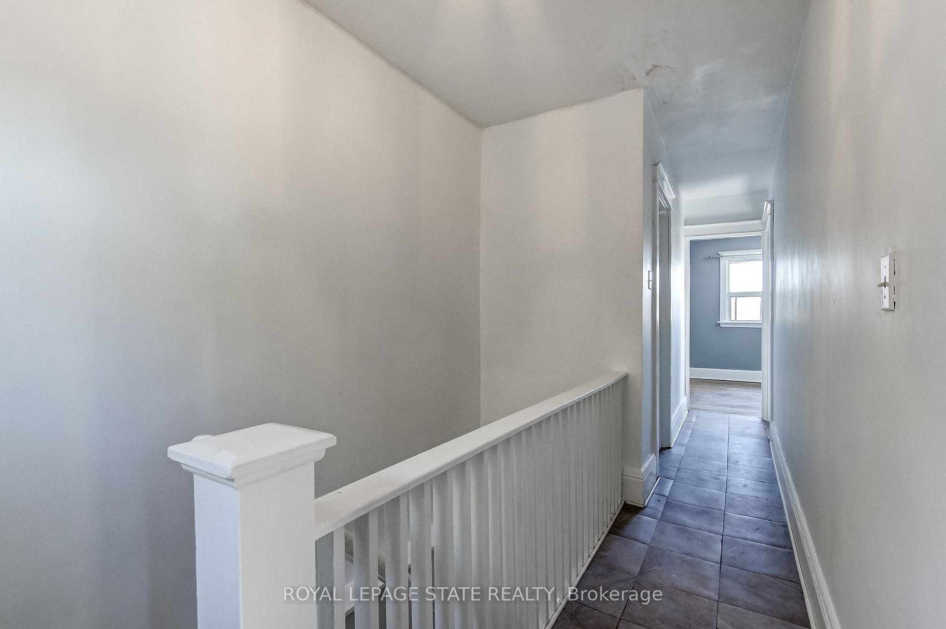 69 Gage Avenue N, Hamilton, ON