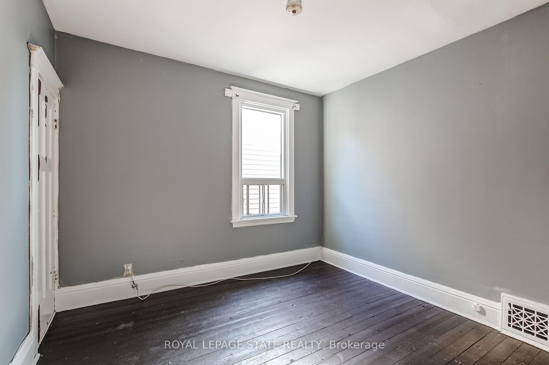 69 Gage Avenue N, Hamilton, ON