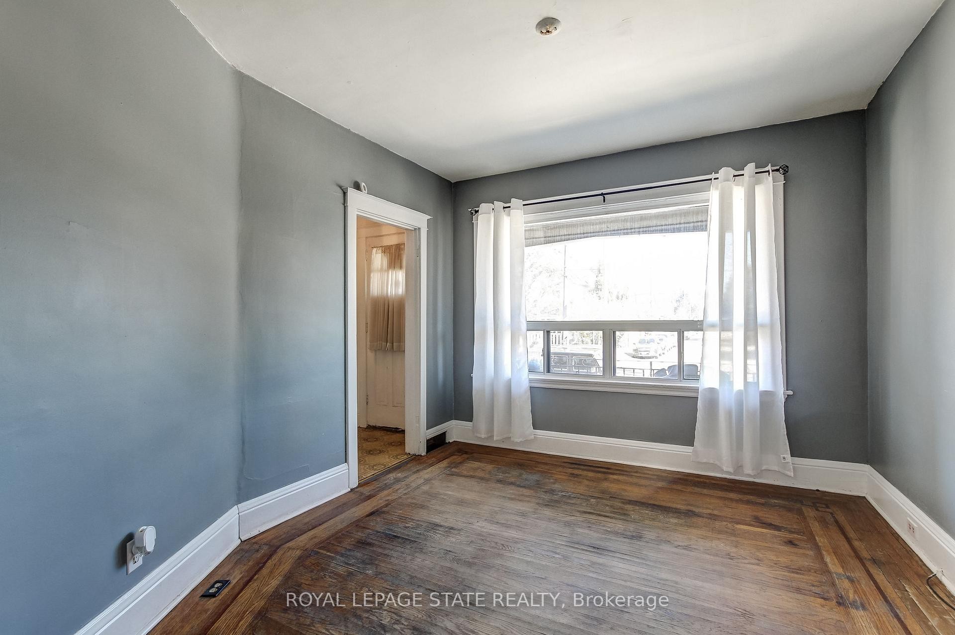 69 Gage Avenue N, Hamilton, ON