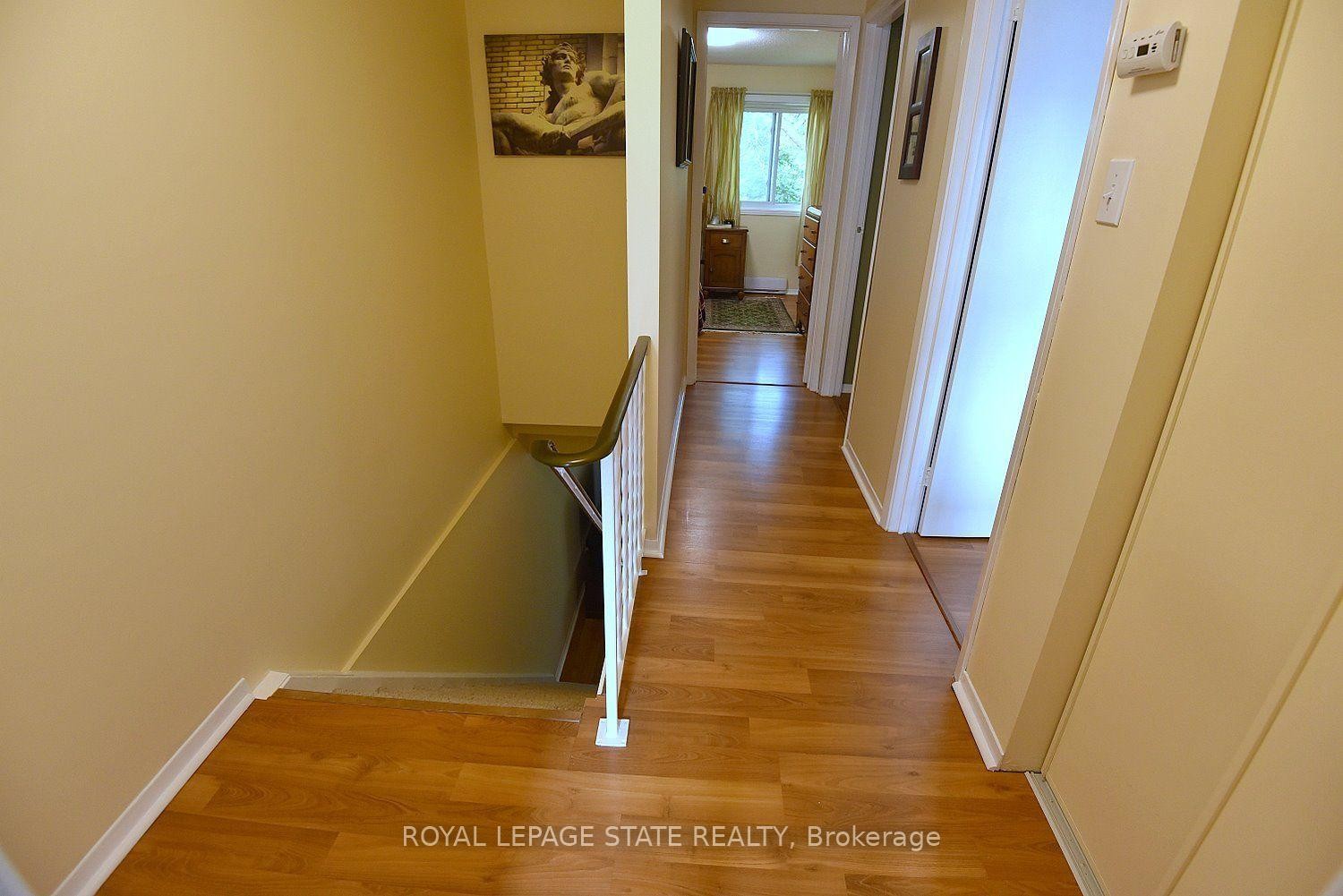 18 Claudette Gate, Hamilton, ON