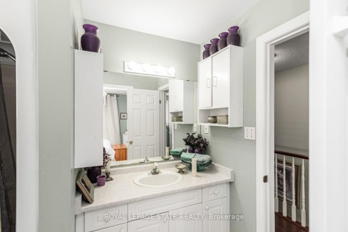 10 Richview Drive, Hamilton, ON 