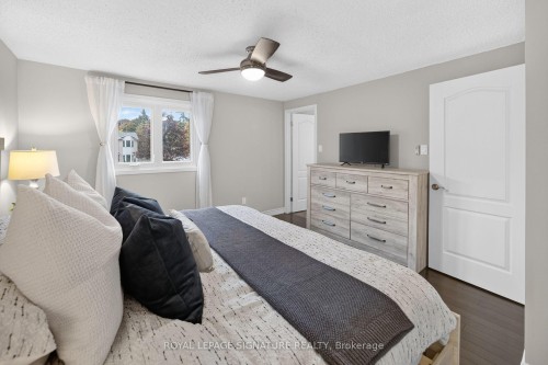 2 Cindy Avenue, Cambridge, ON 