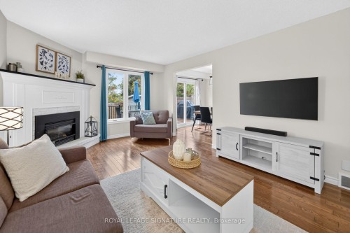 2 Cindy Avenue, Cambridge, ON 