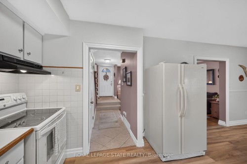 995 Upper Wellington Street, Hamilton, ON 