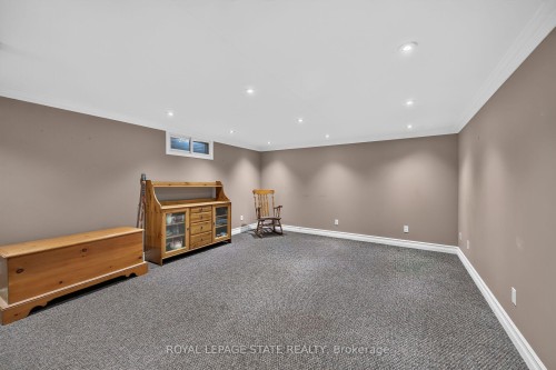 995 Upper Wellington Street, Hamilton, ON 