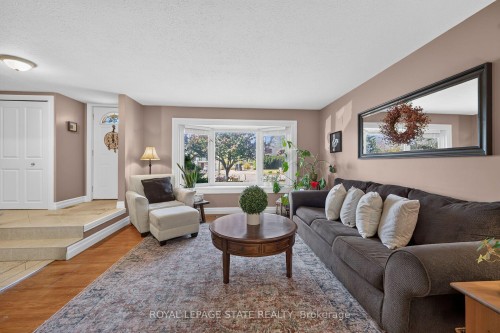 995 Upper Wellington Street, Hamilton, ON 