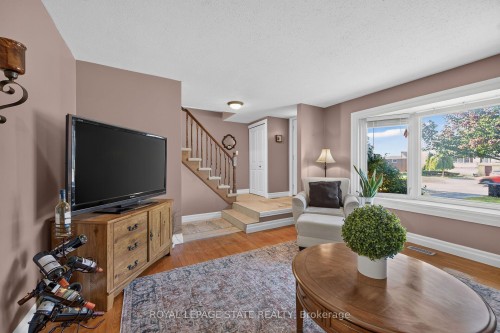 995 Upper Wellington Street, Hamilton, ON 