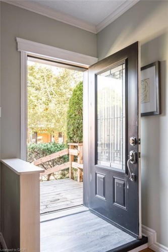 303 Charlton Avenue W, Hamilton, ON 