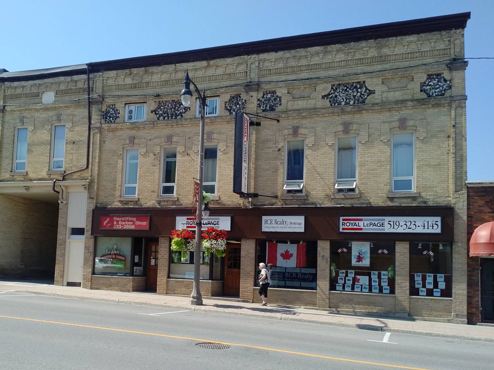 Royal LePage RCR Realty - 165 MAIN STREET SOUTH, Mount Forest, ON, N0G 2L0