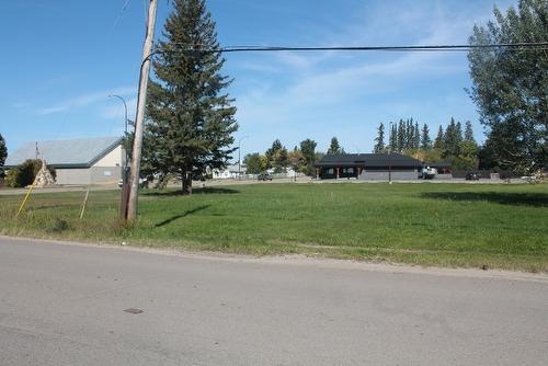 4710 50 Av, Elk Point, AB 