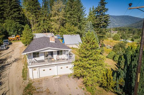 2402 Silver King Road, Nelson, BC - Outdoor