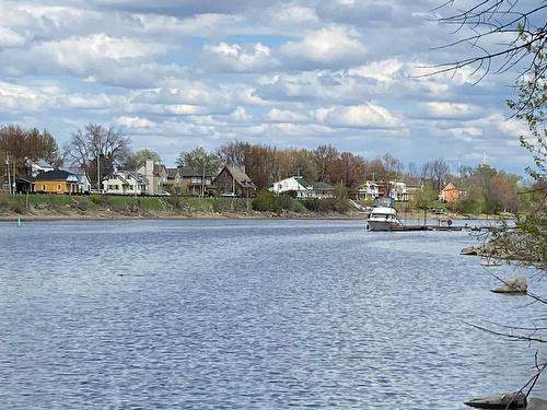 Vue sur l'eau - 9900 Boul. Des Mille-Îles, Laval (Saint-François), QC 