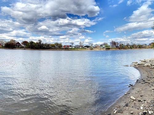 Vue sur l'eau - 9900 Boul. Des Mille-Îles, Laval (Saint-François), QC 