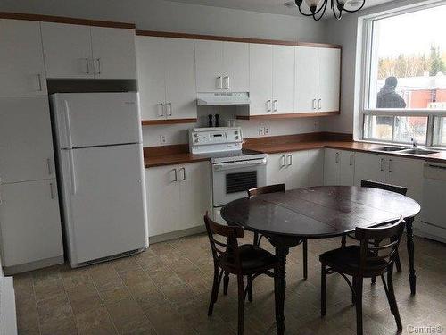 Cuisine - 138  - 152 Place Du Commerce, Matagami, QC - Indoor Photo Showing Kitchen With Double Sink