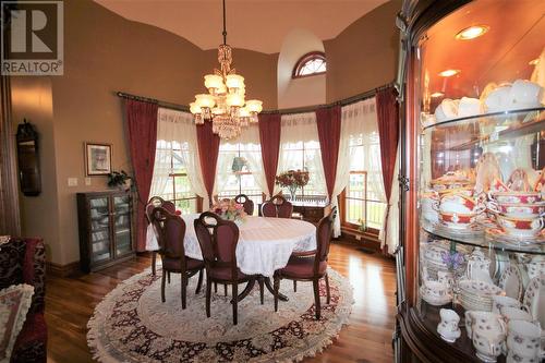1829 86 Avenue, Dawson Creek, BC - Indoor Photo Showing Dining Room