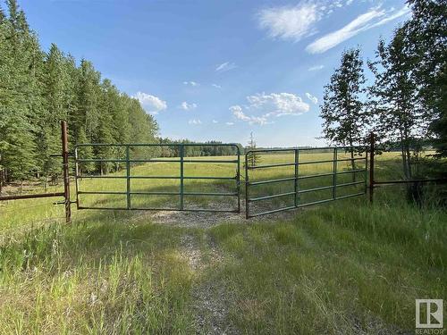 Rr84 And Hwy 621, Rural Brazeau County, AB 