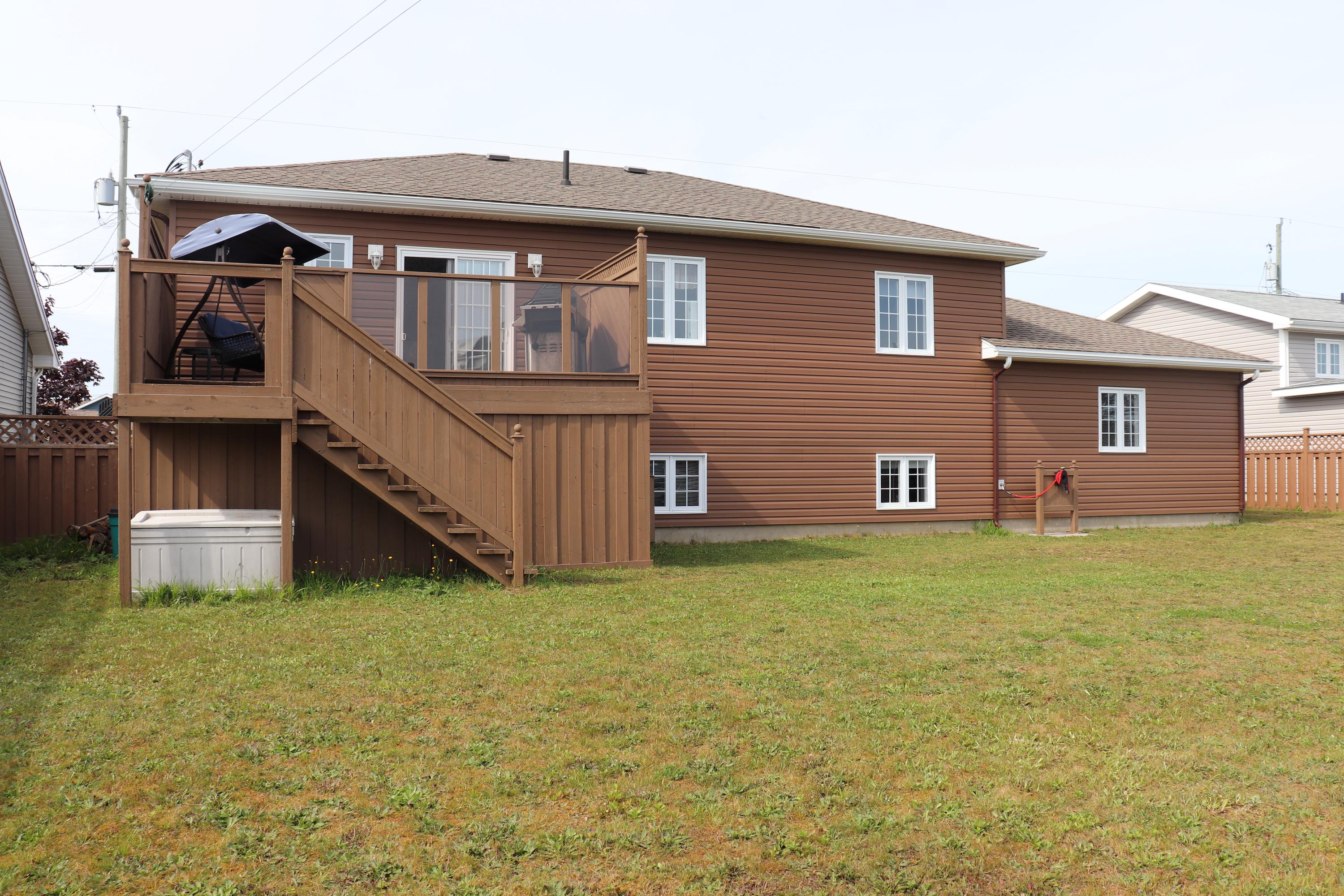 11 Tompkins Ave, Stephenville, NL, A2N 0A1 house for sale Listing