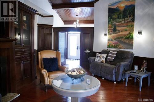 22 Du Boisé, Saint-Basile, NB - Indoor Photo Showing Living Room