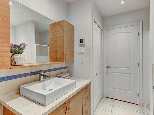 Bathroom - 441 Av. Mousseau-Vermette, Dorval, QC 