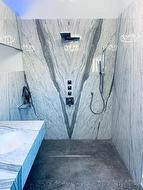 Ensuite bathroom - 