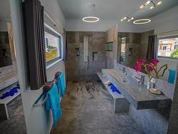 Ensuite bathroom - 