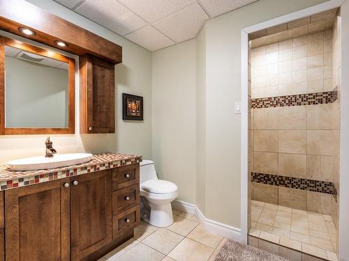 Salle de bains - 894 Rue Arthur-Mcnicoll, Shawinigan, QC - Indoor Photo Showing Bathroom