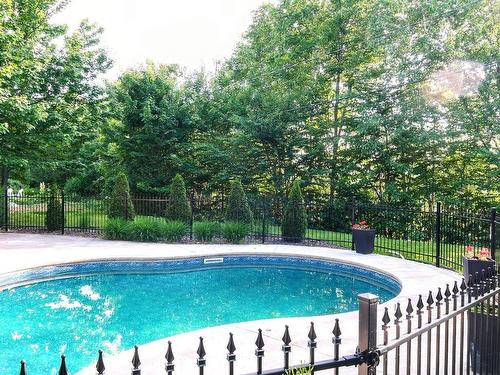 Piscine - 894 Rue Arthur-Mcnicoll, Shawinigan, QC - Outdoor With In Ground Pool With Backyard