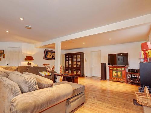 Family room - 564 Route Du Canton, Brownsburg-Chatham, QC 