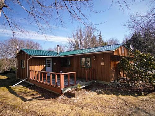 5 River Road, Port L'Hebert, NS 