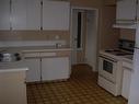 2575-2587 Thompson Drive, Kamloops, BC  - Indoor Photo Showing Kitchen With Double Sink 