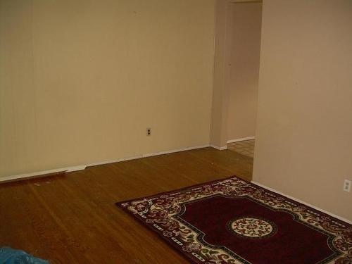 2575-2587 Thompson Drive, Kamloops, BC - Indoor Photo Showing Other Room
