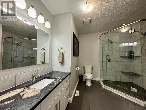 132 Diamond Willow Sub, Dawson Creek, BC - Indoor Photo Showing Bathroom