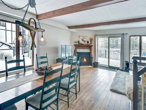 Overall view - 1-142 Rue Pinoteau, Mont-Tremblant, QC - Indoor With Fireplace