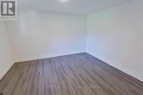 8642 Lander Rd, Hamilton Township, ON - Indoor Photo Showing Other Room