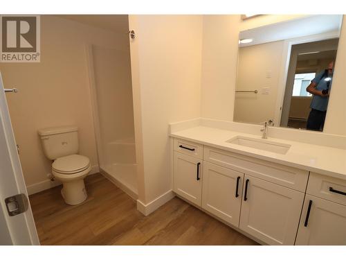 203 4278 22Nd Avenue, Prince George, BC - Indoor Photo Showing Bathroom